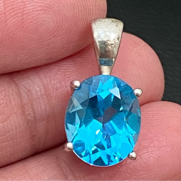 Vintage Sterling Silver SCBS 925 Oval Blue Topaz CZ Cubic Zirconia Pendant 3.2g - Picture 4 of 16